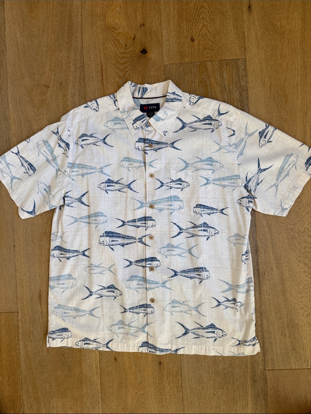 Cova Men’s White Short-Sleeve Fish Print Button-Up Shirt